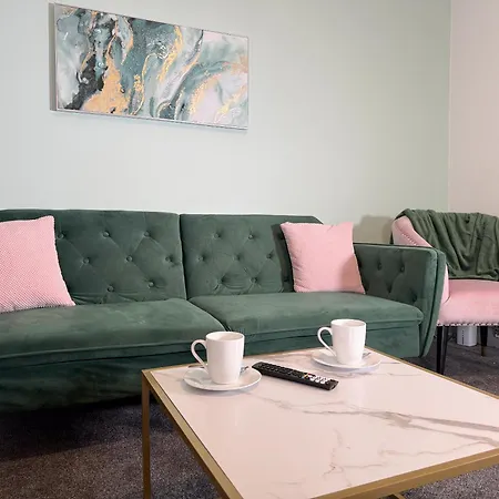 Portman Greens 3br Entire *